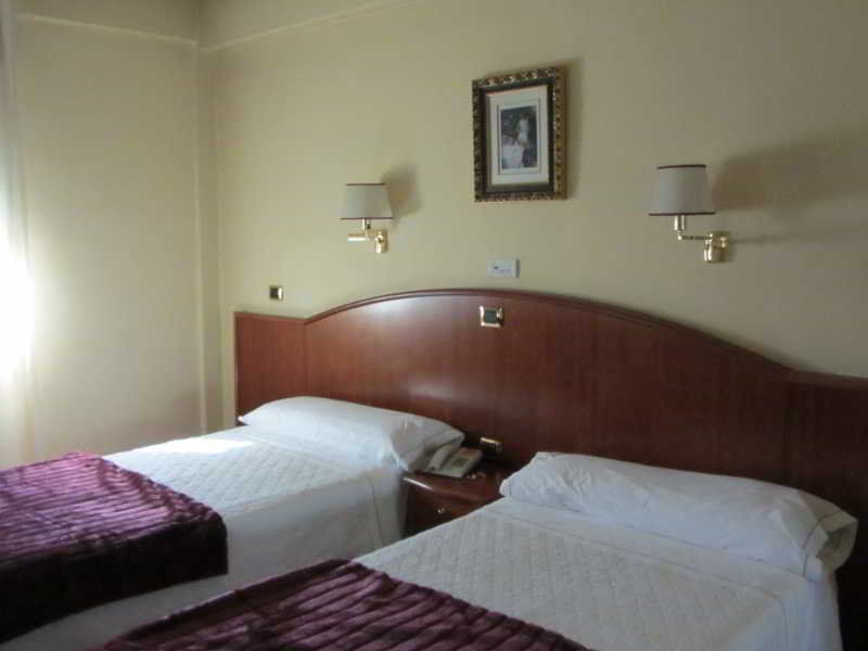 Hotel Princess Ourense Exterior photo